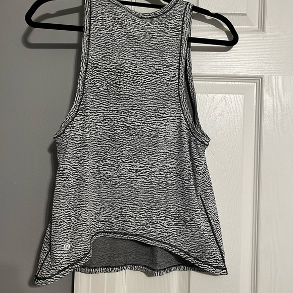 Never worn, lululemon tank - Picture 2 of 3